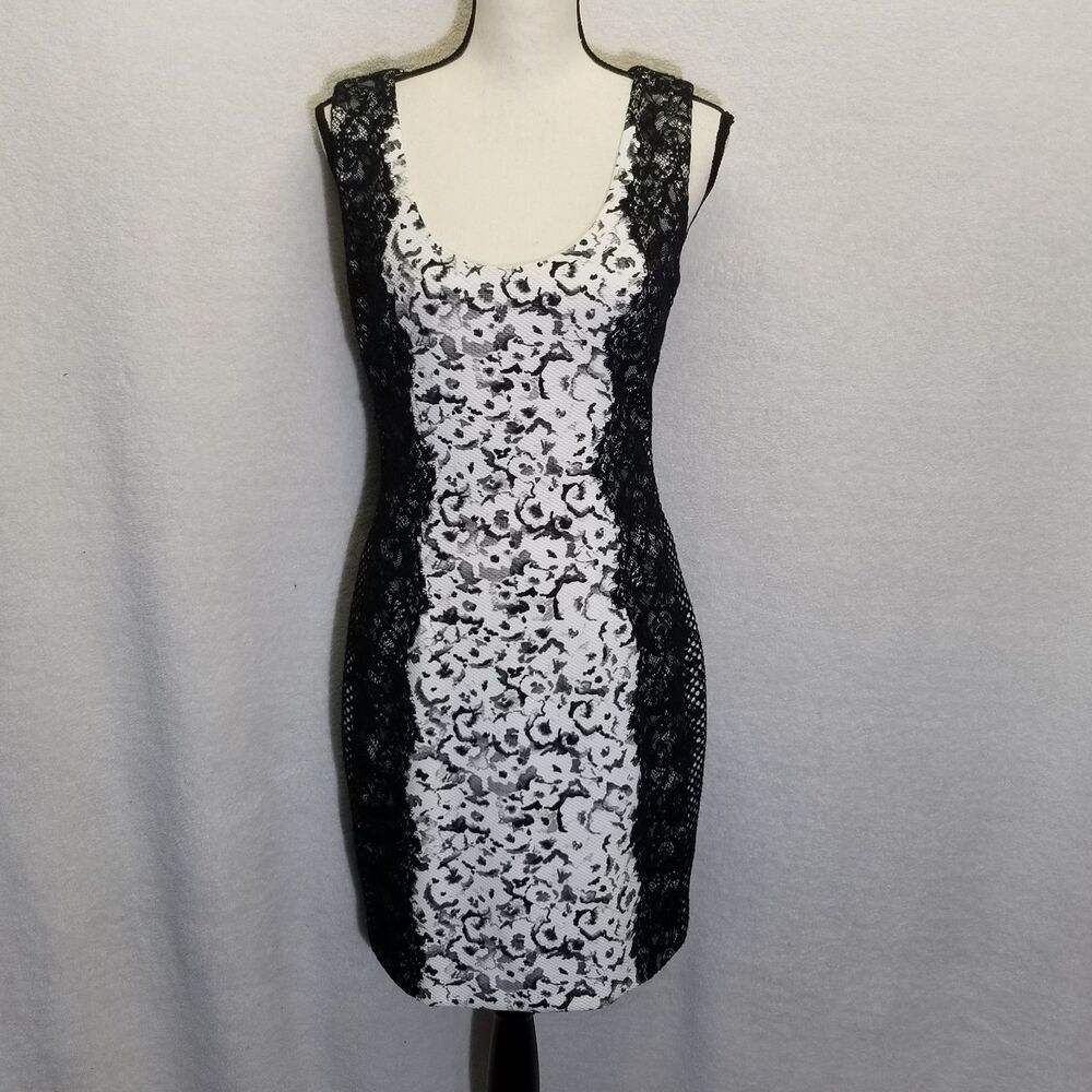 Guess 8 Dress Bodycon Knee Lace Side Panel Stretch Career Mob Wife Edgy